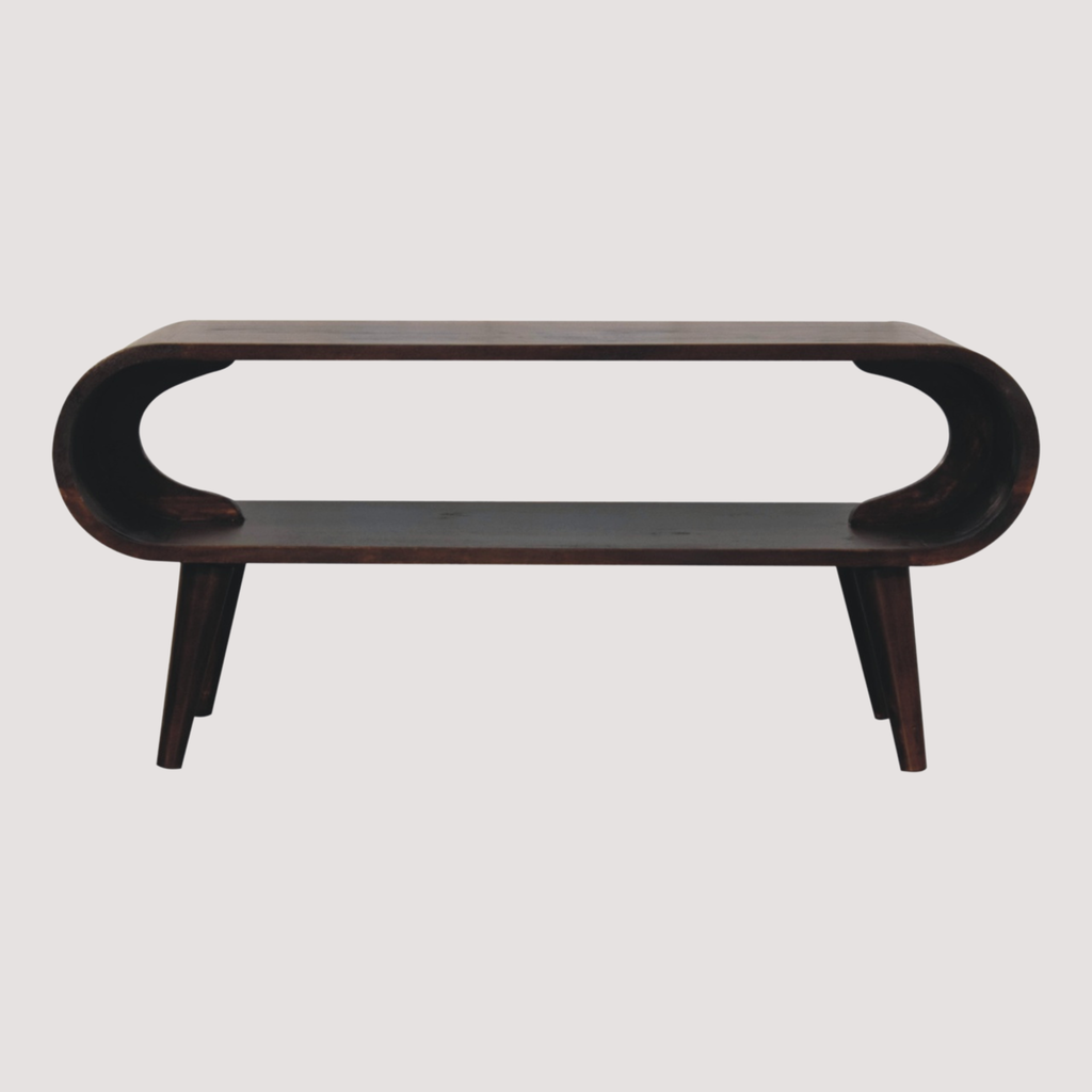 Salontafel met walnoothouten afwerking – elegant licht houtdesign voor gezellige interieurs