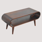 Salontafel met walnoothouten afwerking – elegant licht houtdesign voor gezellige interieurs