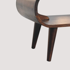 Salontafel met walnoothouten afwerking – elegant licht houtdesign voor gezellige interieurs