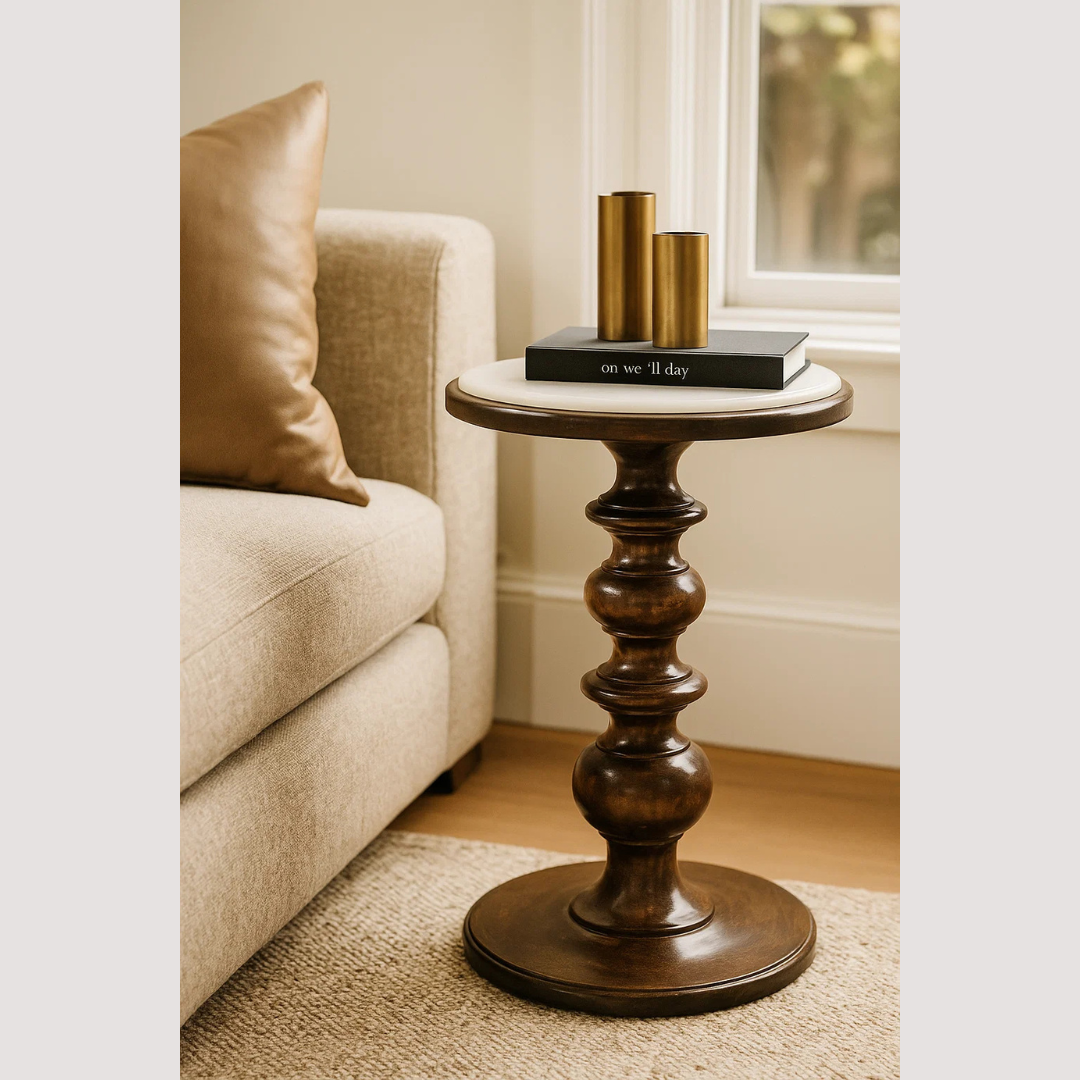 Bijzettafel met marmeren blad – een designaccentstuk voor moderne interieurs