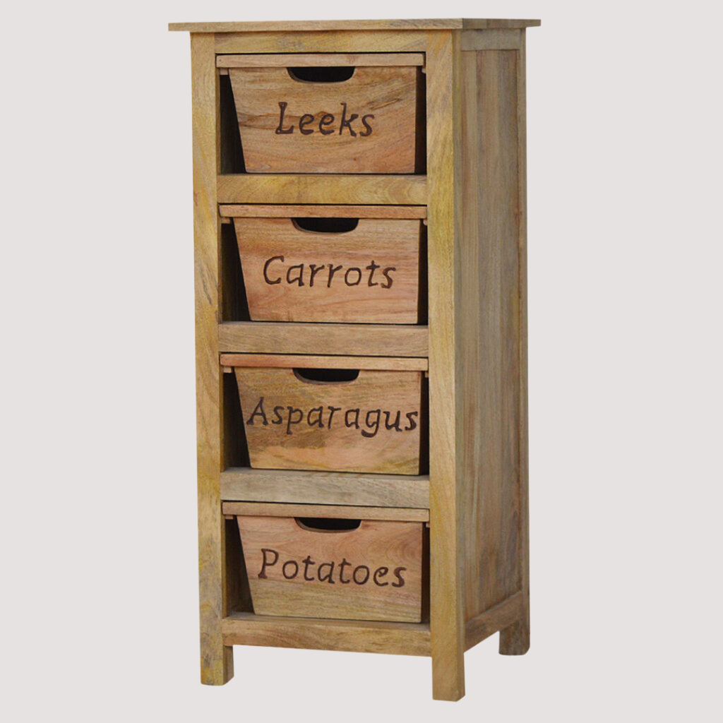 Ambachtelijk houten keukenkastje - Gedetailleerd gesneden ontwerp voor verfijnde woninginrichting