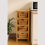 Ambachtelijk houten keukenkastje - Gedetailleerd gesneden ontwerp voor verfijnde woninginrichting